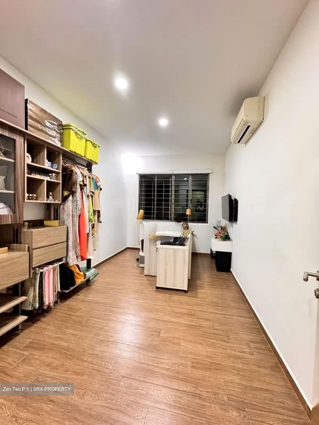 Lorong Paya Lebar (D19), Terrace #560591631
